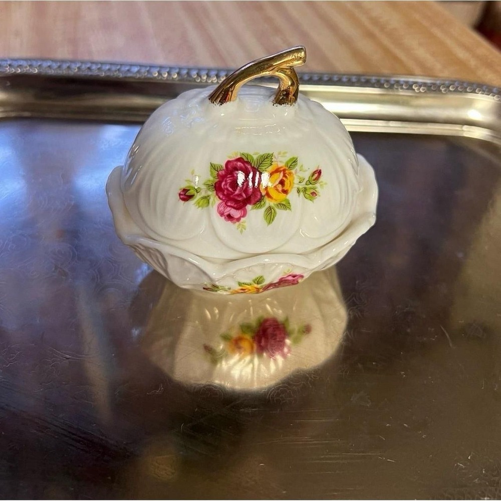 Vintage Price Products Bone China Floral Pumpkin Trinket Box Gold Stem 1984